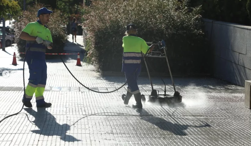 El dinero invertido en contenedores de basura que no satisface a los vecinos de Alcobendas 1 El PP trabaja a contrarreloj para evitar las críticas de la oposición y los ciudadanos de Alcobendas
