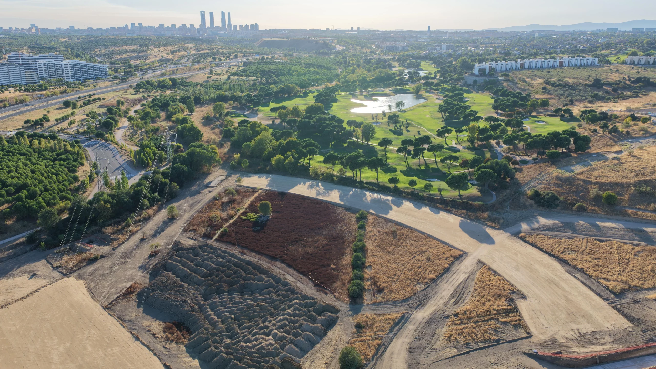 La Solana inicia la cuenta atrás para levantar sus primeros edificios en  2026 - La Moraleja