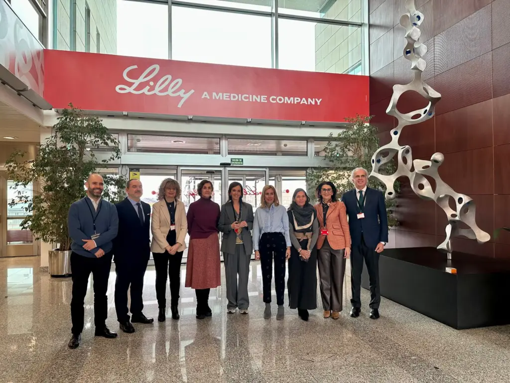 Visita a Lilly junto a Carmen Fúnez (Fuente: PP)