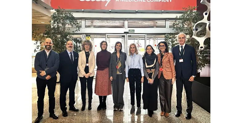 El PP pone en valor a la farmacéutica Lilly en Alcobendas 1 Jorge Peiró, director de Química Médica de Lilly y demás autoridades (Fuente: PP)