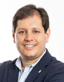 Baños, pantallas y 20% de flota adaptada: así es el contrato blindado para el transporte en los campamentos 1 FELIX CASANOVA 260x322 1