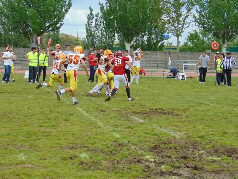 El "Patatal" de los Campeones: el abandono institucional que asfixia al fútbol americano en Alcobendas