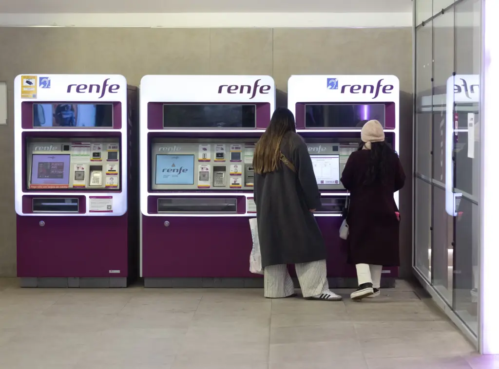Punto de venta de Renfe. Fuente: Agencias