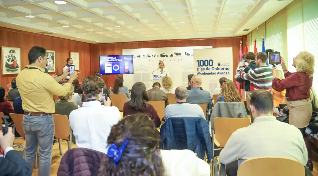 1.000 días de Rocío García en la alcadia de Alcobendas: entre la deuda cero y el repunte de la inseguridad 1 Rocio Garcia explicando sus 1000 dias