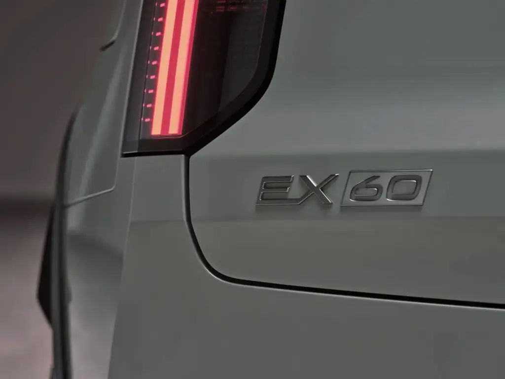 Volvo EX60. Faro trasero