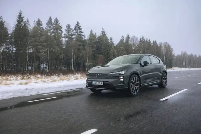 Volvo EX60
