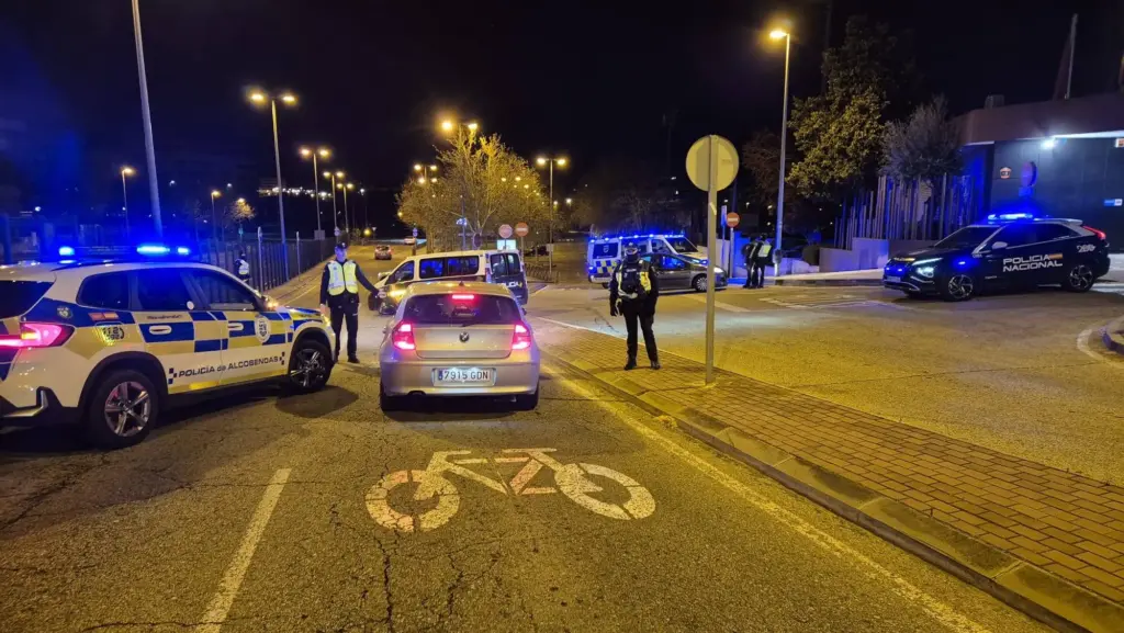 Así es el operativo especial de seguridad para Semana Santa 2 control nocturno Alcobendas