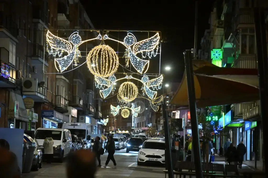 “Ilumina Alcobendas 2026”: el ingenio local definirá la estética de nuestra próxima Navidad 2 Iluminacion Navidad alcobendas