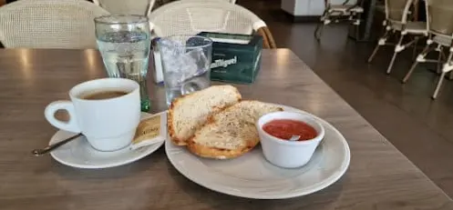 Los desayunos más buscados de La Moraleja: de los churros históricos de La Especial al brunch de Giardino 3 Terraza Boss