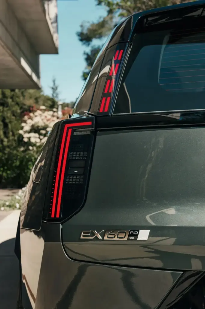 Volvo EX60: cuando la electricidad se convierte en el idioma del futuro 1 12