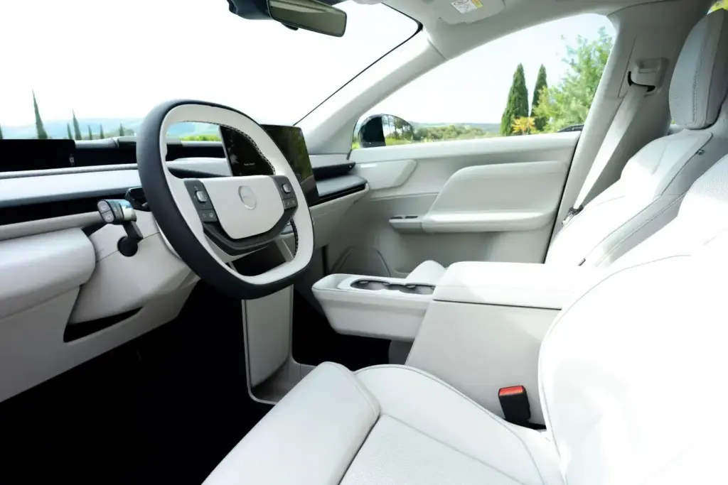 Volvo EX60: cuando la electricidad se convierte en el idioma del futuro 5 16