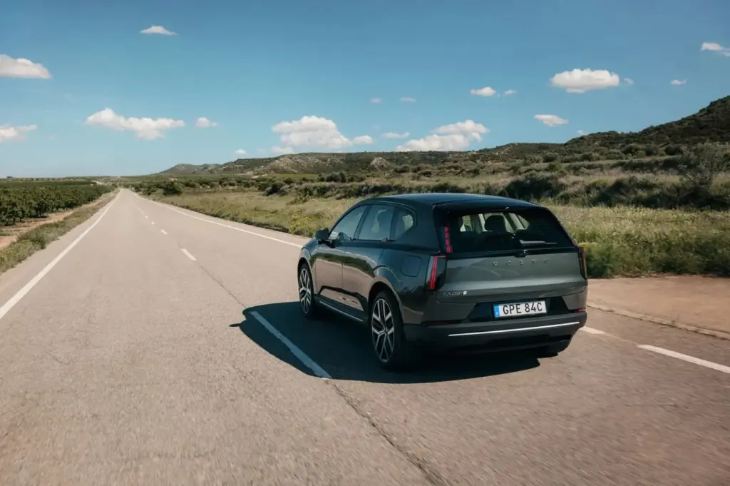 Volvo EX60: cuando la electricidad se convierte en el idioma del futuro 7 18