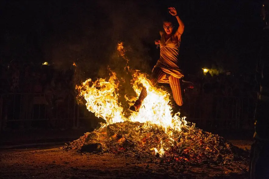 Alcobendas se queda sin su gran hoguera de San Juan: la tradición se adapta al calor extremo en la noche más mágica del año 2 San Juan hoguera alcobendas