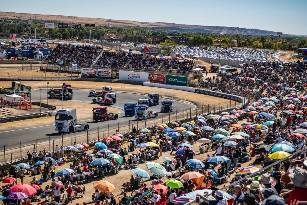 El Circuito del Jarama se convierte en el epicentro global del turismo y el motor: Madrid acoge el primer congreso mundial 1 race
