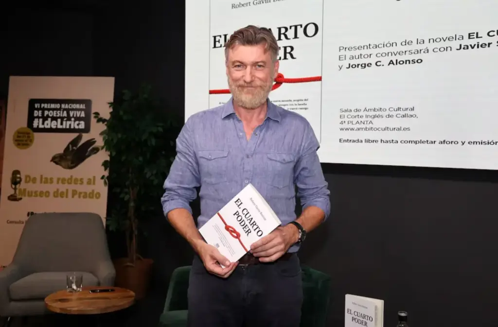 Qué ha pasado con Gavin Bonnar, el abogado relacionado con la reina Letizia que ha sido desalojado de su chalet de La Moraleja 1 Gavin Bonnar
