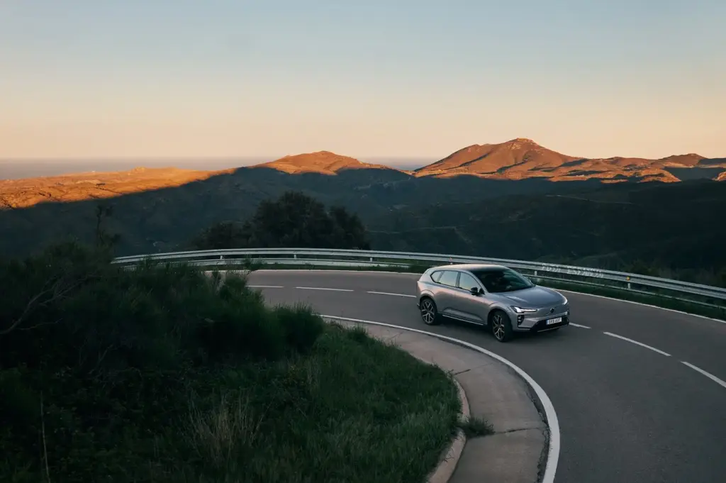 Volvo EX60: el SUV eléctrico que promete cambiarlo todo (y hasta 810 km de un tirón) 9 Volvo EX60. Autonomia en carretera