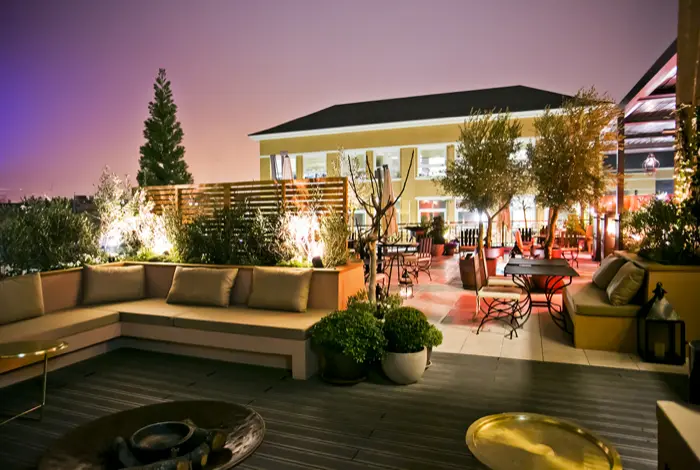 Du Liban consolida a La Moraleja como referente de la alta gastronomía libanesa en el norte de Madrid 1 du liban terraza