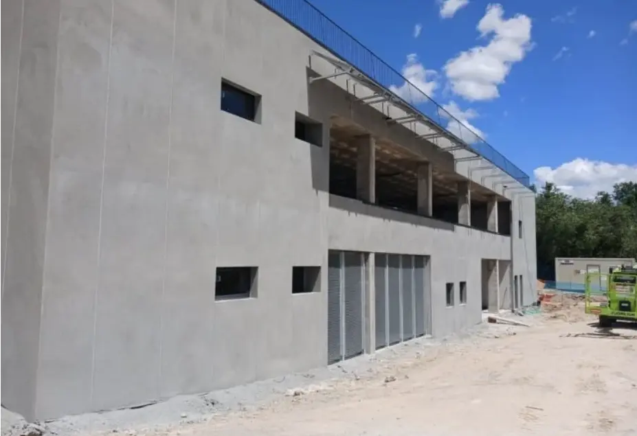 El aparcamiento del Arroyo de la Vega, tras años de retrasos y un derrumbe, se prepara para abrir 3 la vega parking