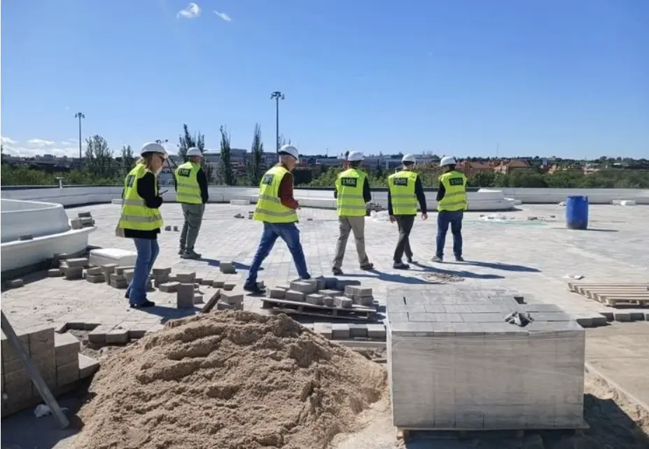 El aparcamiento del Arroyo de la Vega, tras años de retrasos y un derrumbe, se prepara para abrir 2 parking la vega 1