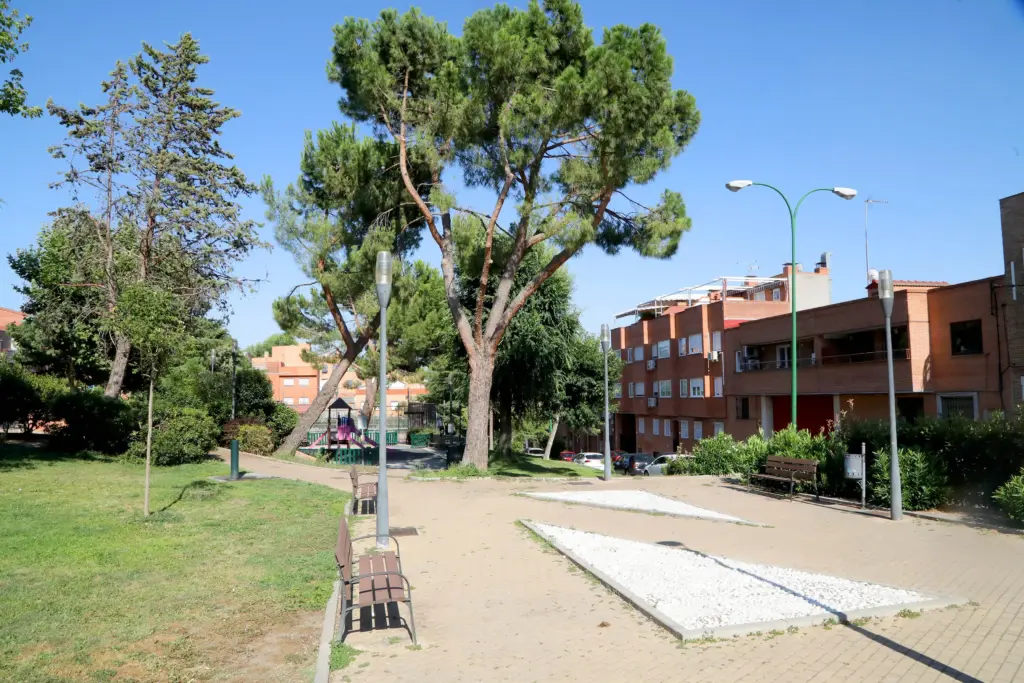 Las Cepas, en el punto de mira: vecinos de Alcobendas denuncian que el hombre del vídeo sigue acudiendo al parque 2 Parque Las Cepas