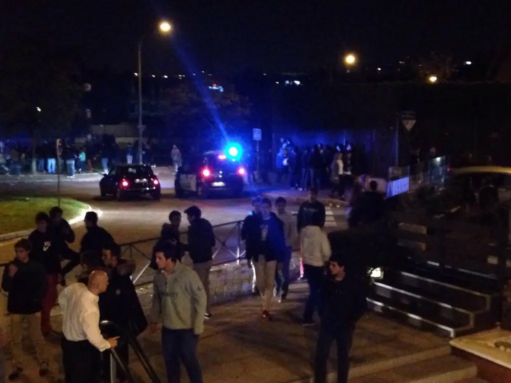 policia la moraleja halloween